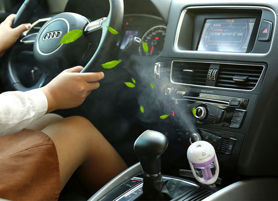 Освежитель воздуха в салон автомобиля