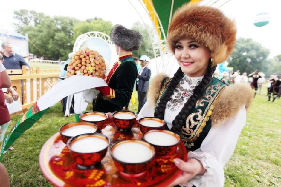 Эмиль татарский праздник