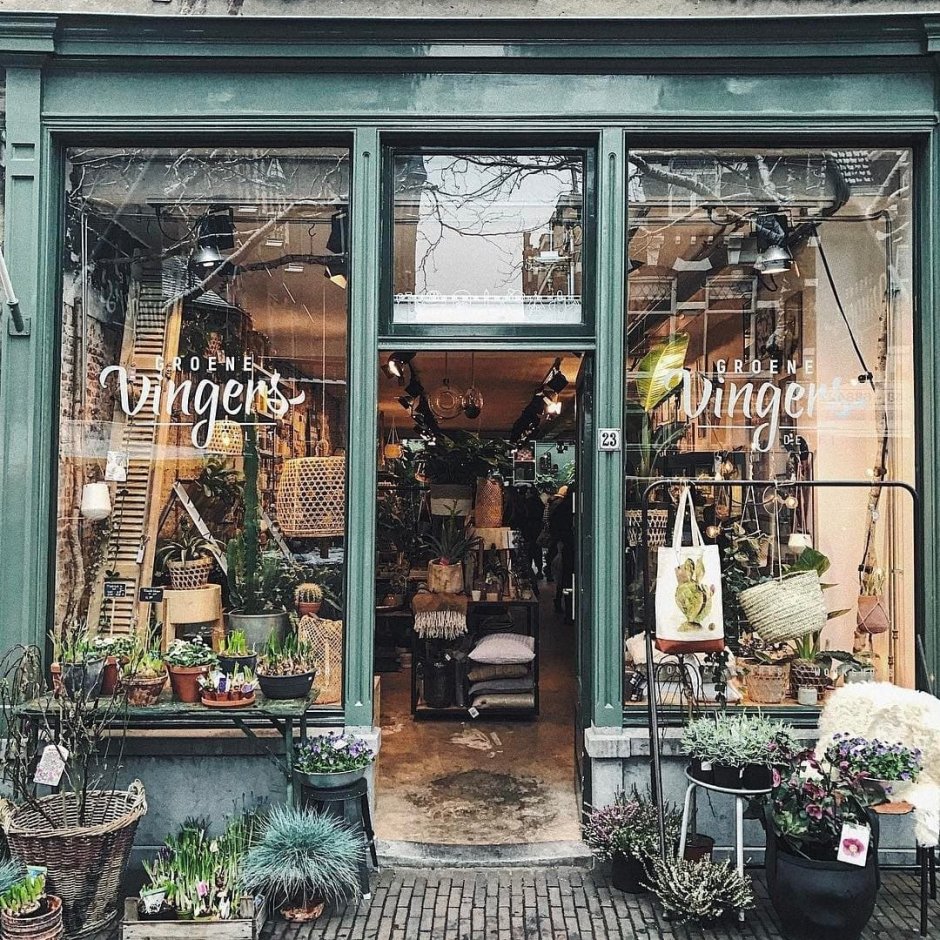 Витрины цветочных магазинов в Европе