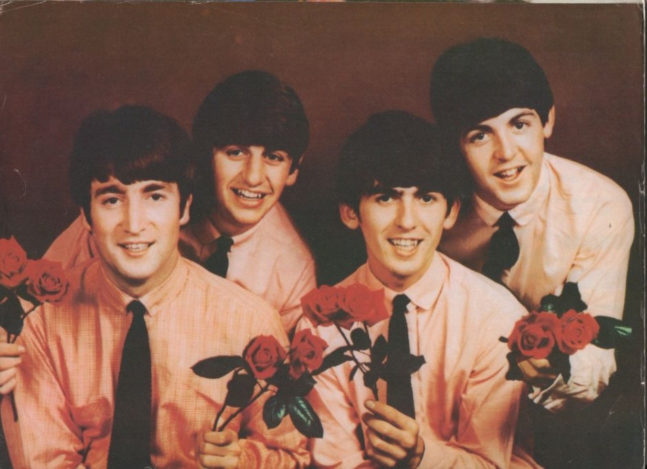 The Beatles с цветами