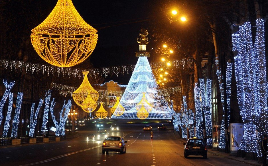 Тбилиси новый год иллюминация