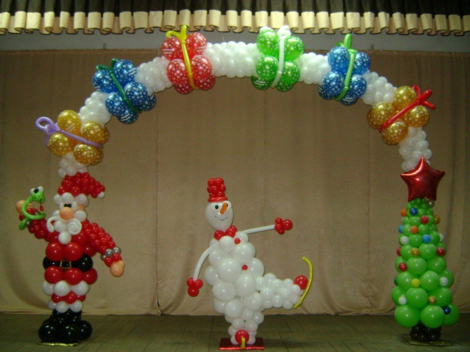 Новогодние украшения из воздушных шаров