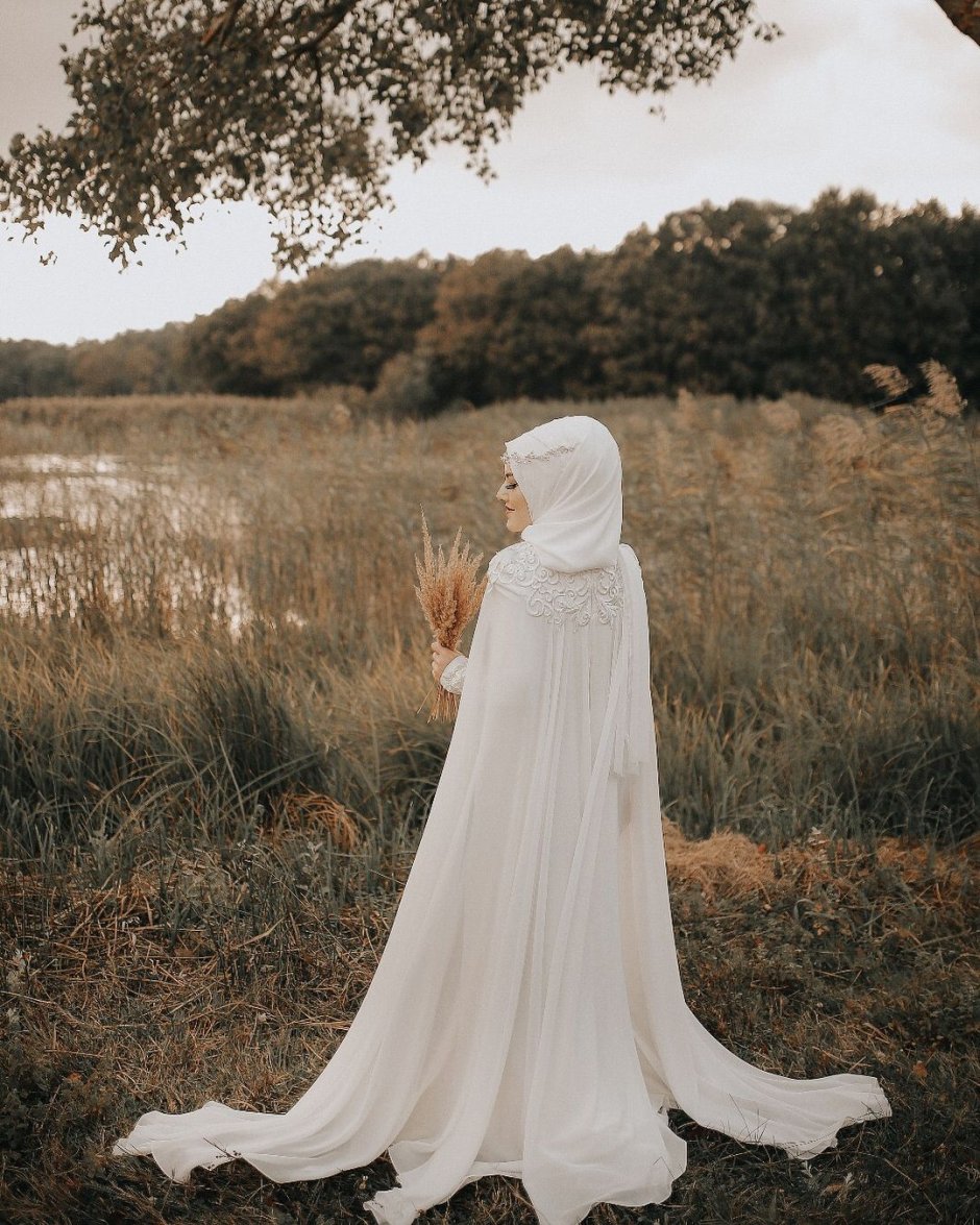 Жених и невеста в хиджабе