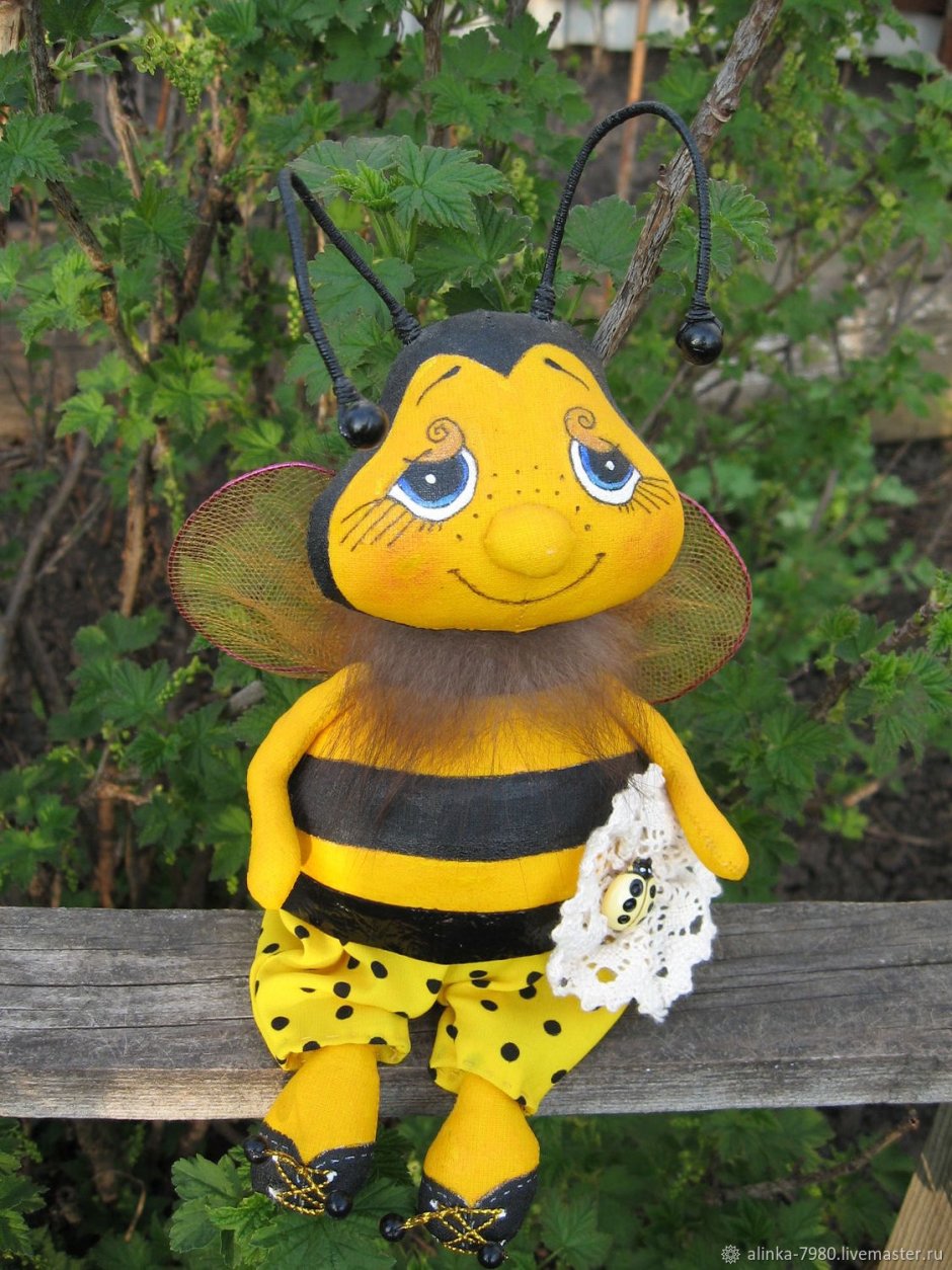 Пчела сувенир