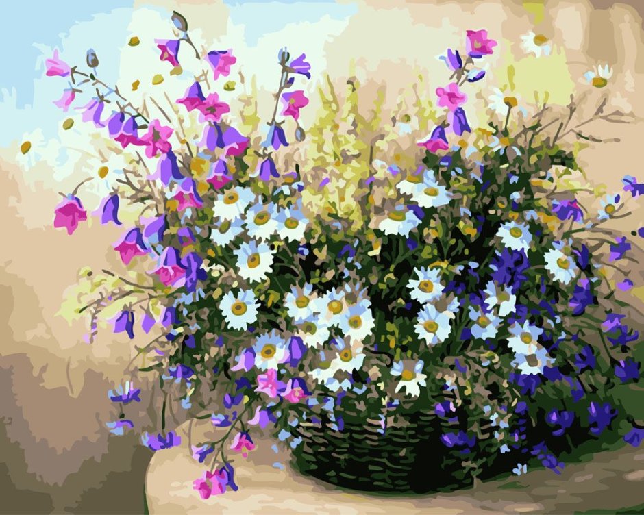 Букет полевых цветов в вазе