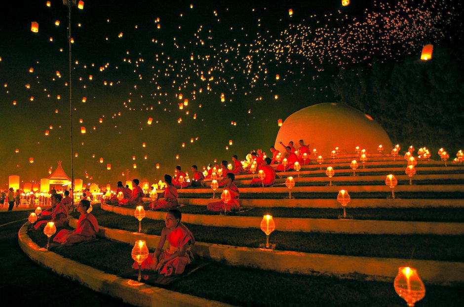 Yi Peng фестиваль фонарей Таиланд