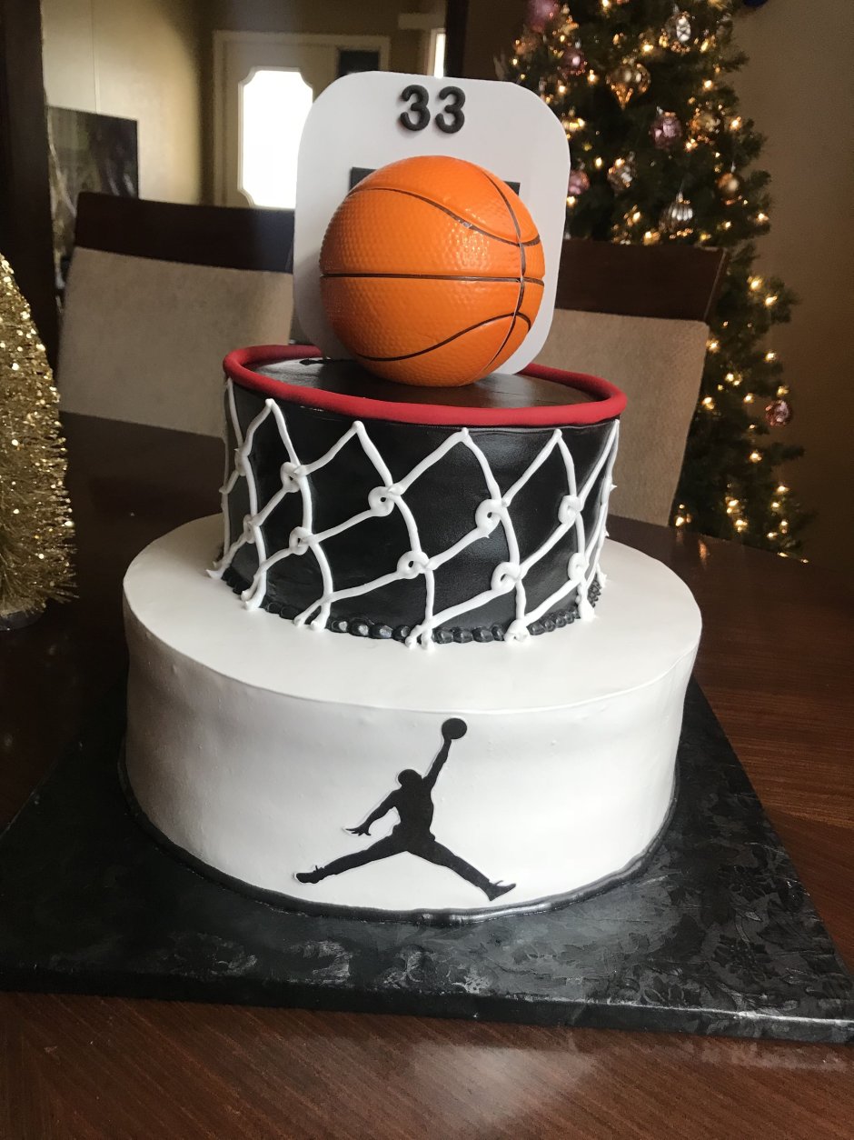 Торт с тематикой баскетбола