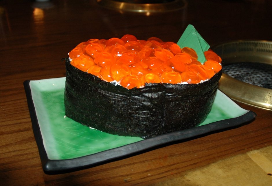 Торт роллы суши