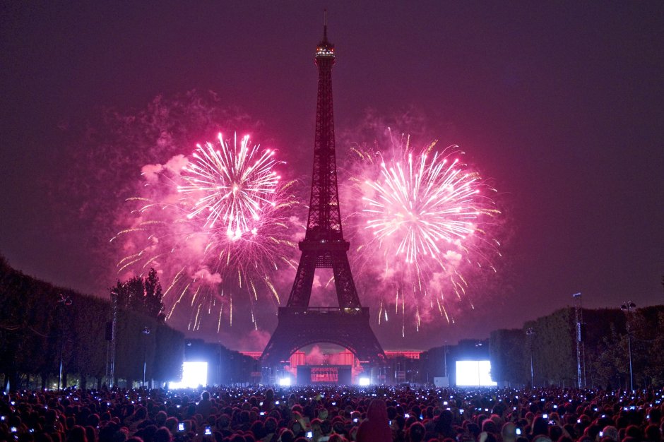 Необычные новогодние традиции во Франции
