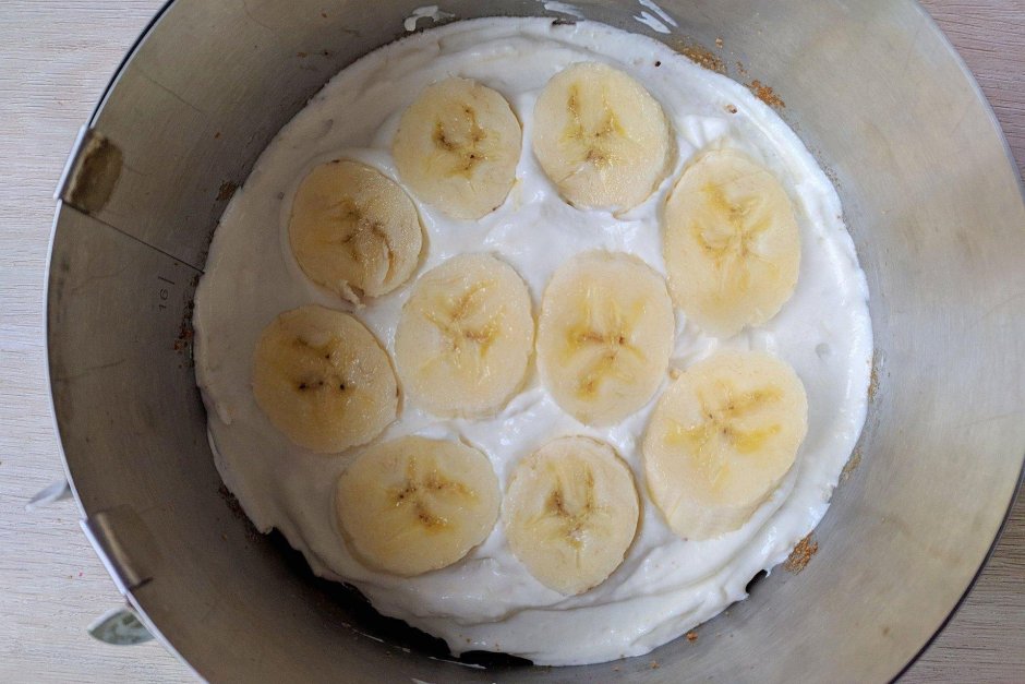 Банановый торт со сметанным кремом пошаговый