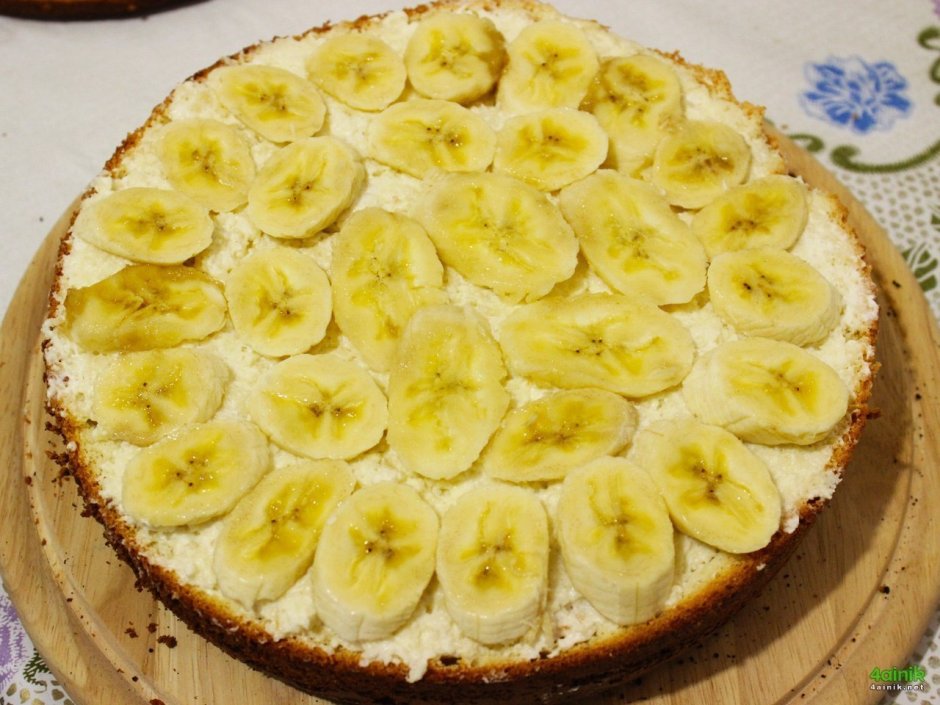 Украшение на торт из бананов