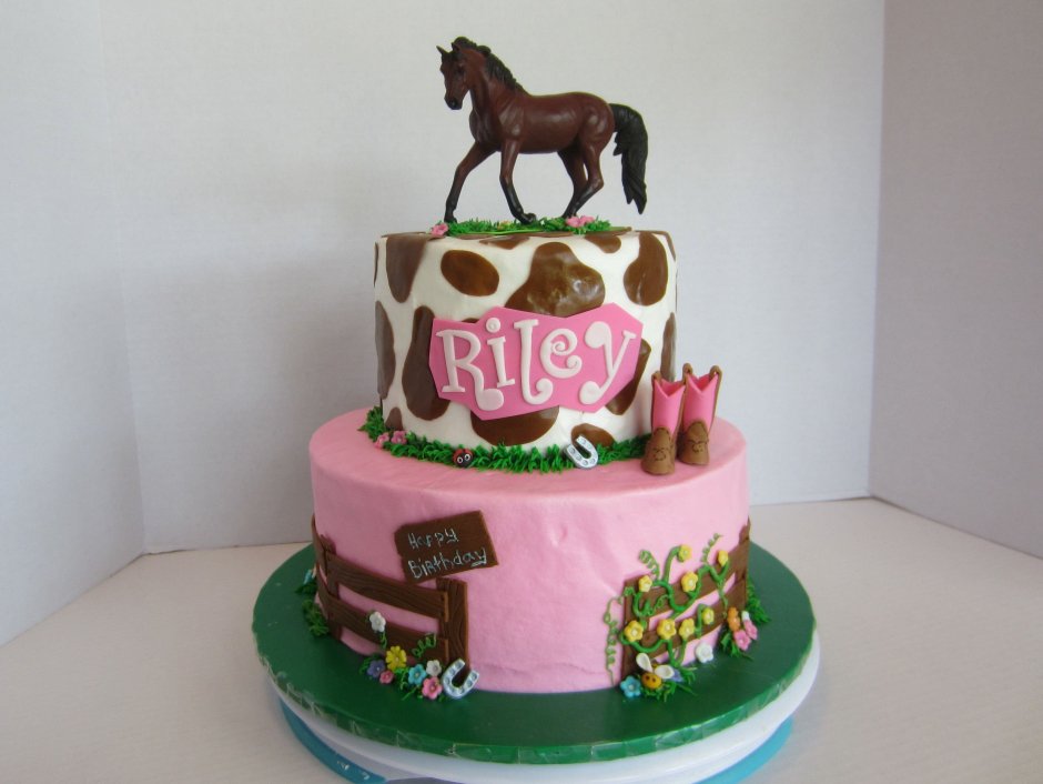 Торт с лошадью на свадьбу