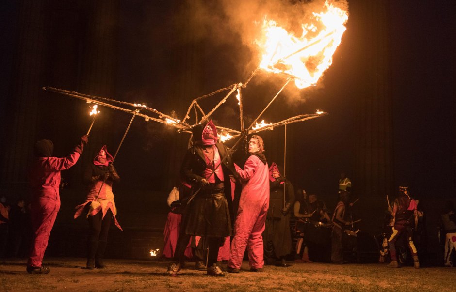 Белтейн фестиваль огня Шотландия