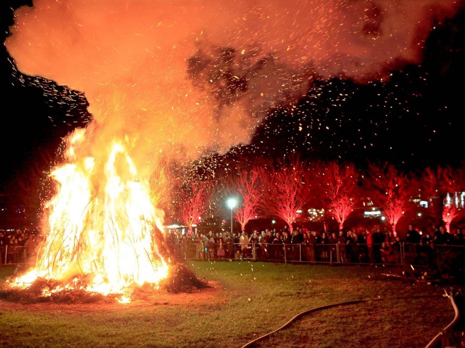 Фестиваль огня, праздник Апхелио