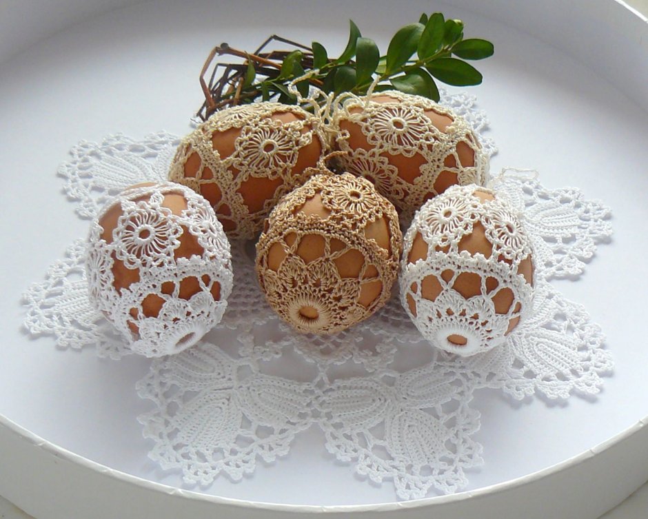 Декор яиц кружевом