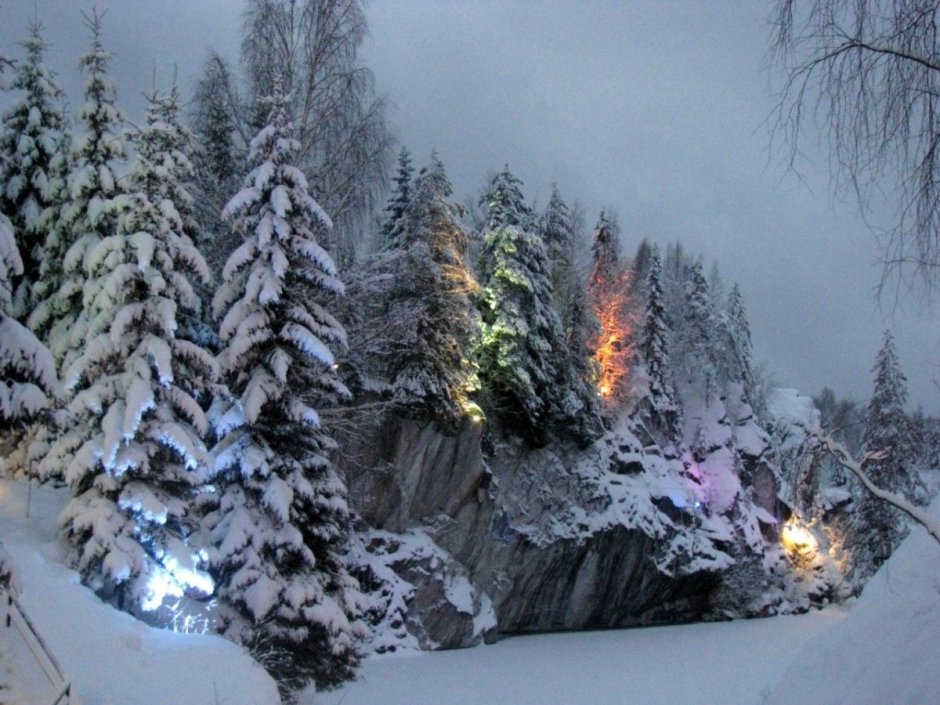 Парк Рускеала в Карелии зимой