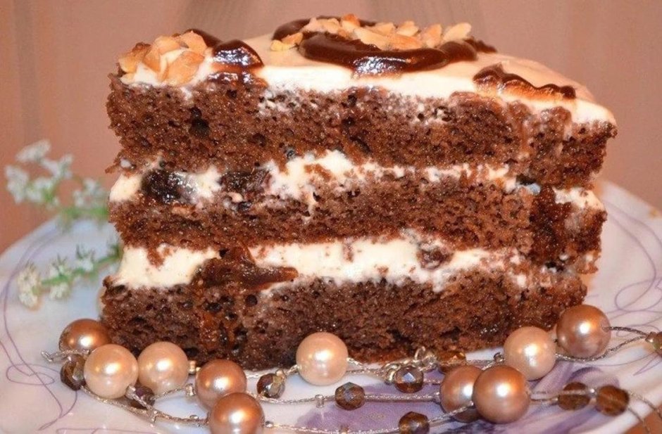 Шоколадный торт с творожными шариками