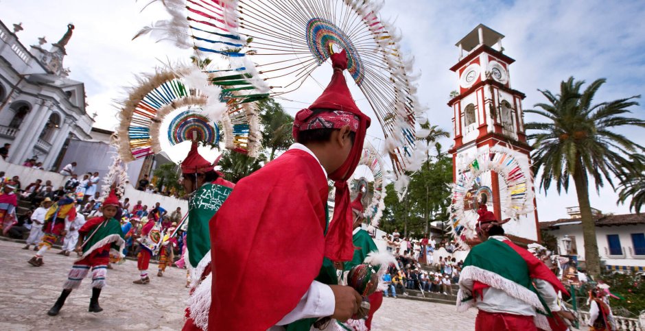Новогодний карнавал в Мексике