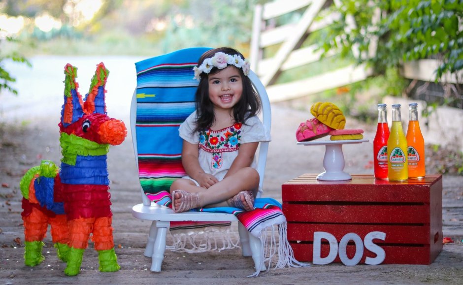 Детская фотосессия в мексиканском стиле