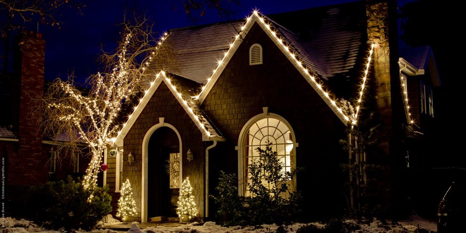 Новогоднее освещение домов в Америке