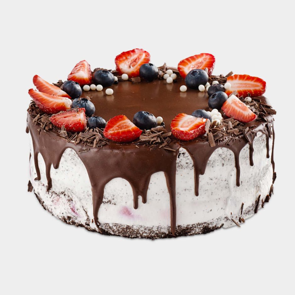 Шоколадный торт с лесными ягодами