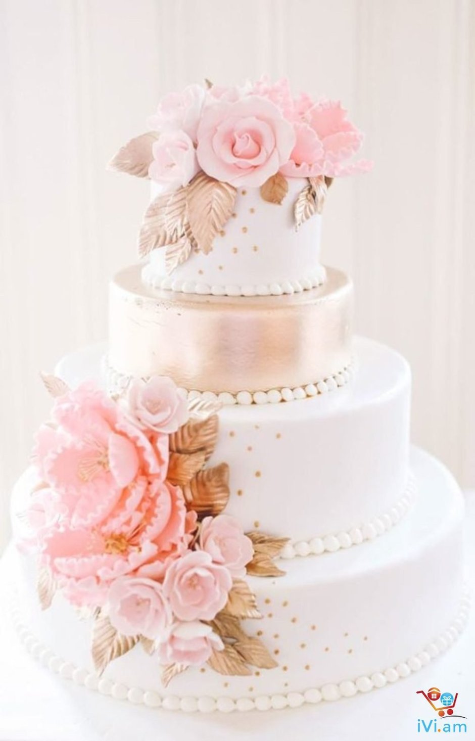 Свадебный торт в розовых тонах