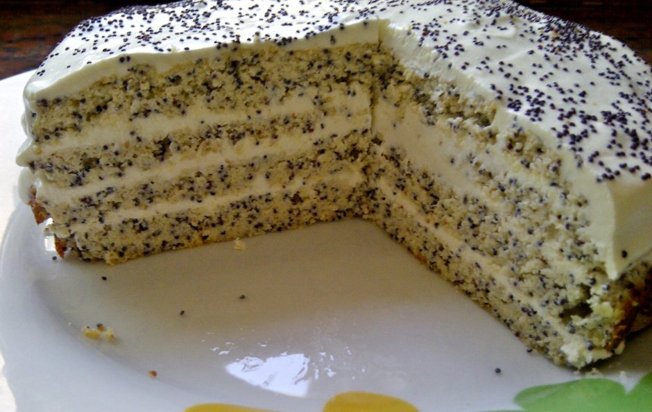 Торт с маком и ванильным кремом