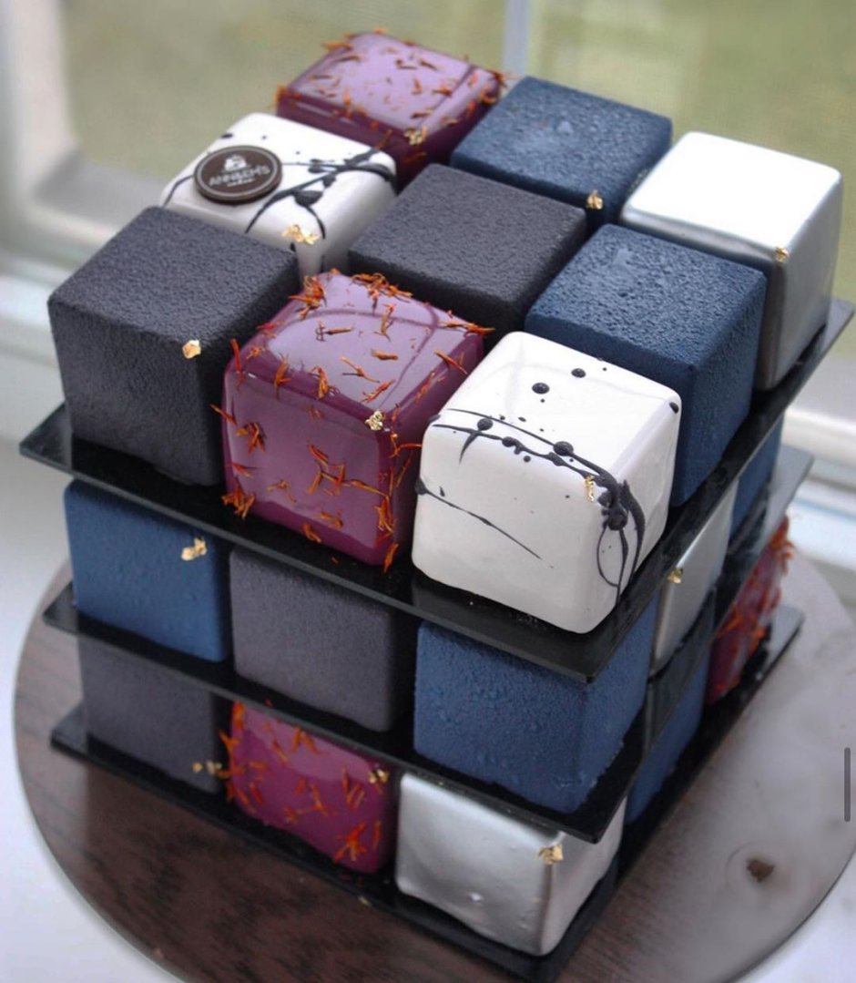Торт кубик для девочки