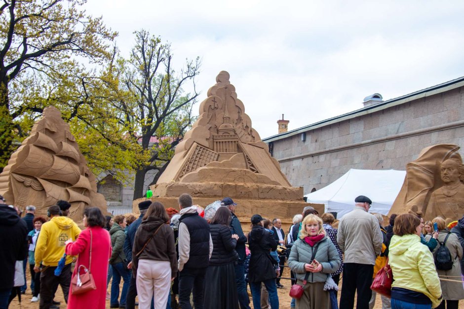 Фестиваль песчаных скульптур в Санкт-Петербурге 2022