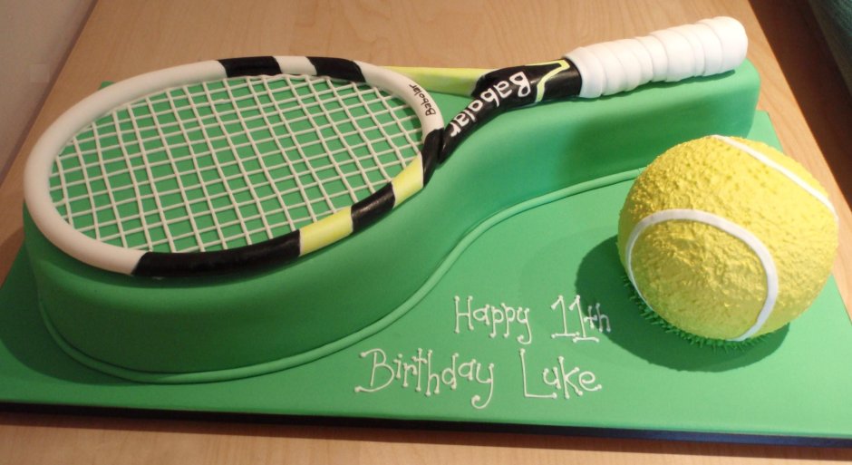 Торт на день рождения с теннисной ракеткой