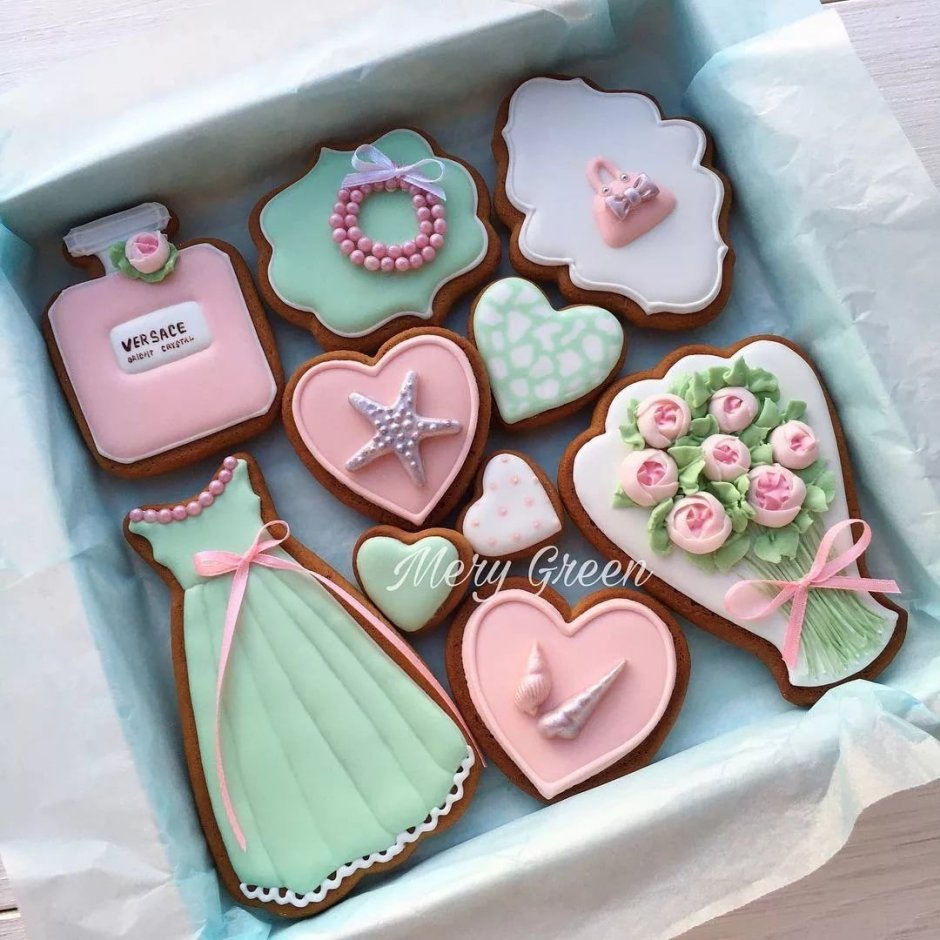 Печеньки сердечки с днем рождения