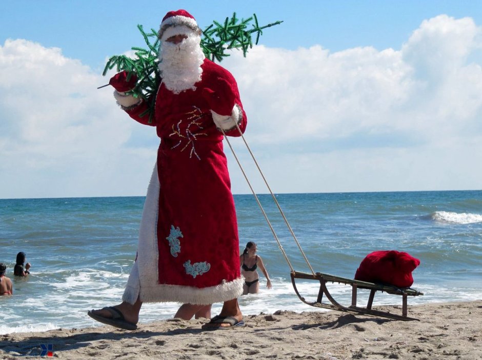 Санта Клаус на пляже