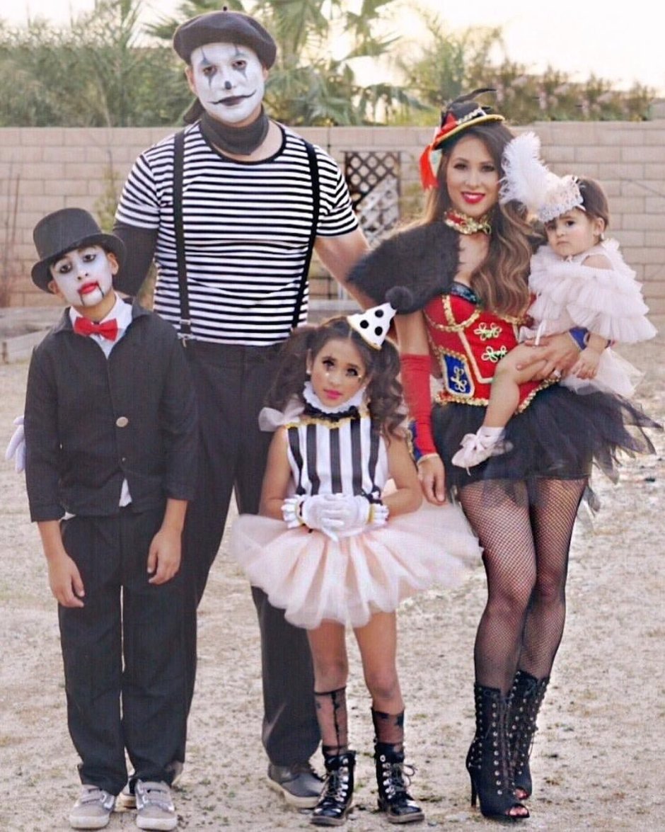 Семейный образ на Хэллоуин