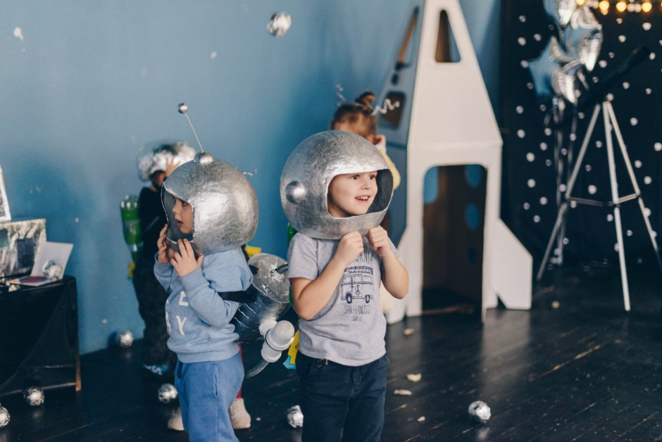 Детский праздник в стиле космос