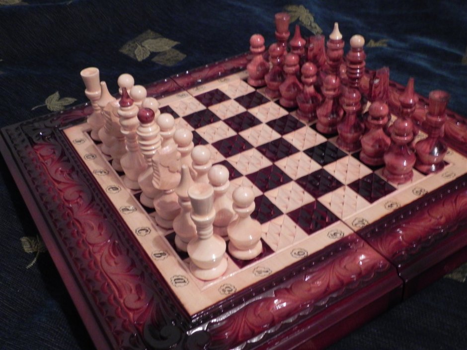 Шахматный стол Гусар-Люкс (шахматы/нарды/шашки)