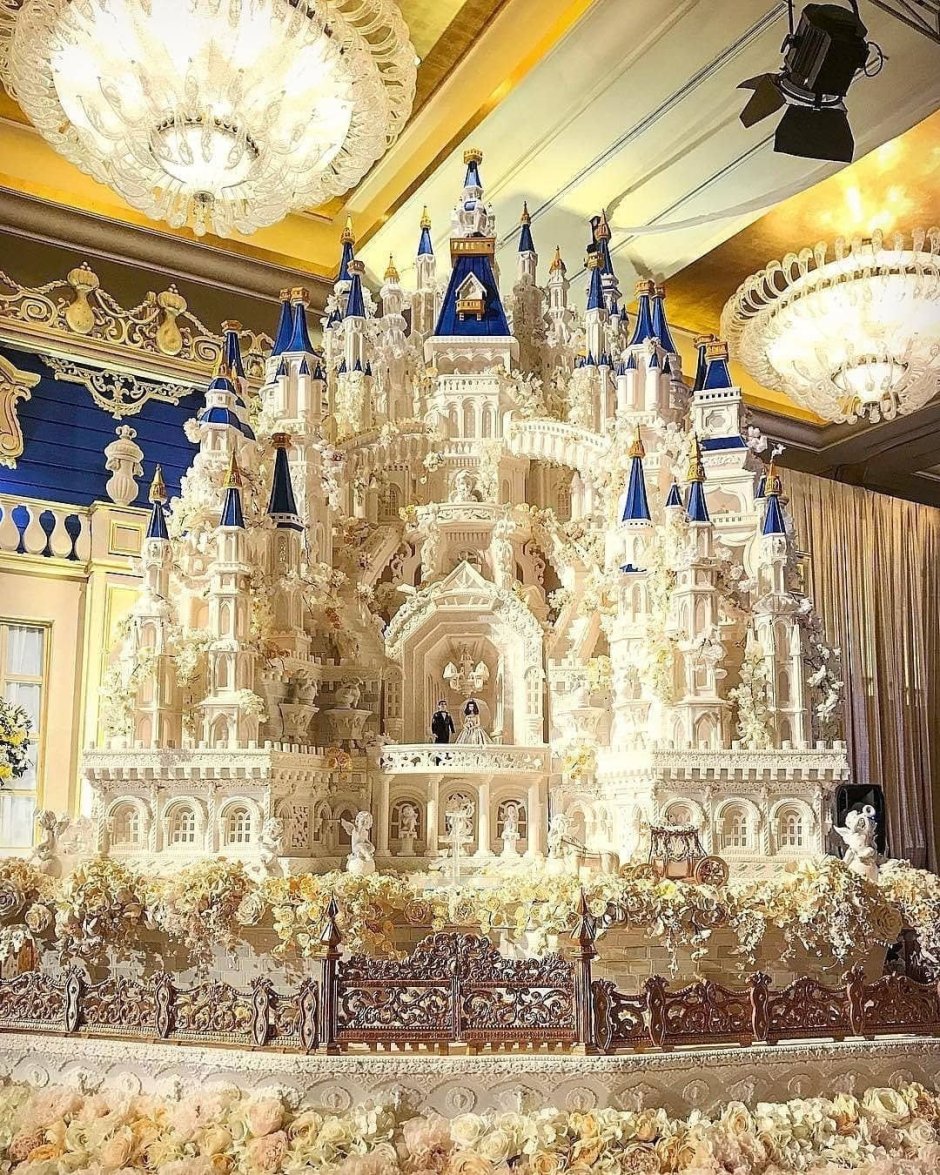 Королевский свадебный торт принца Уильяма и Кейт Миддлтон