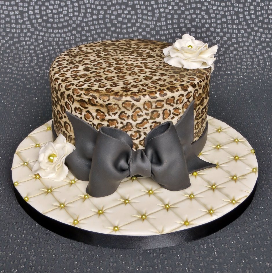 Торт леопардовый детский