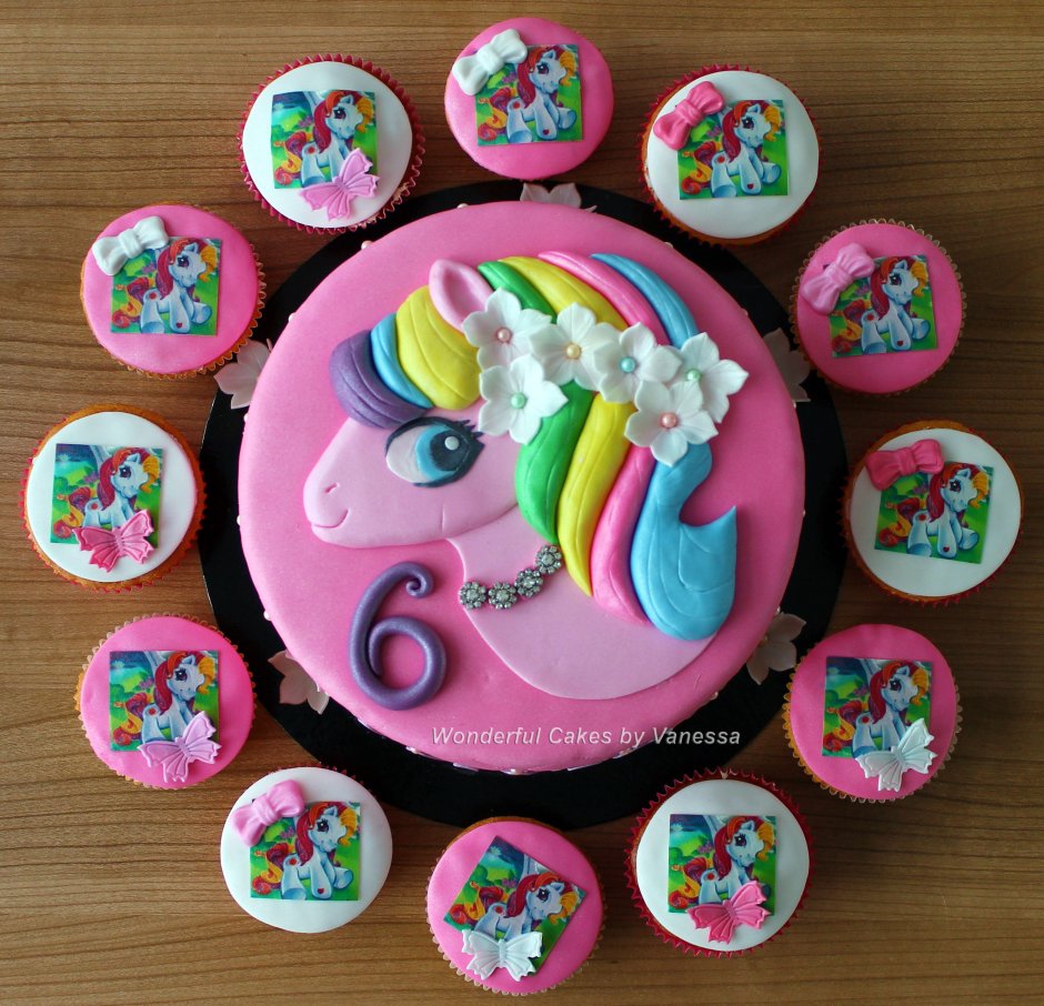 Торт с пони и капкейки для девочки
