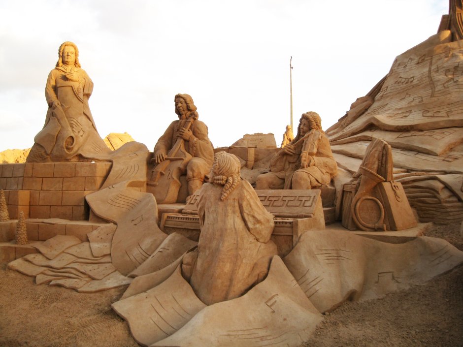 Фестиваль песчаных скульптур в Санкт-Петербурге 2021