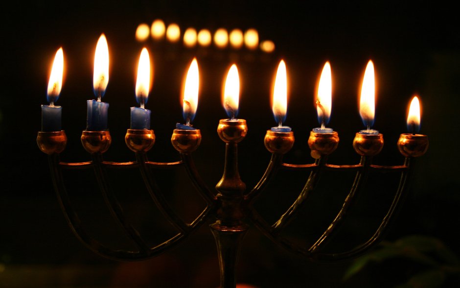 Еврейский праздник свечей Ханука