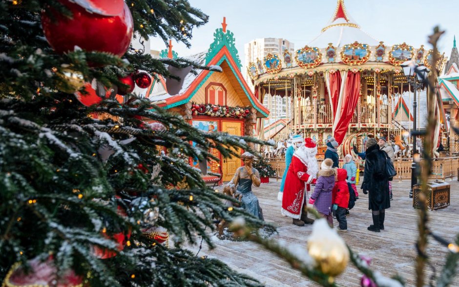 Рождественская ярмарка в Москве на красной площади