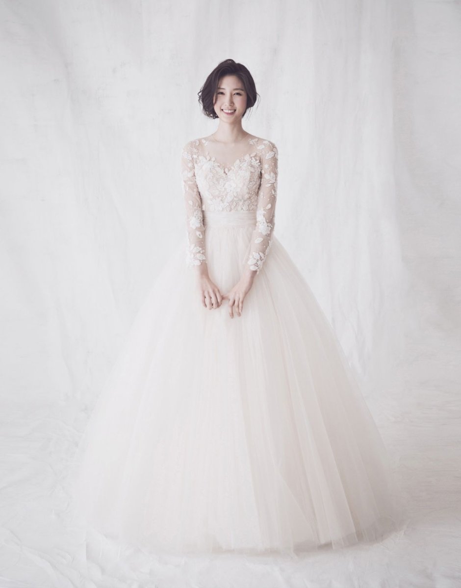 Корейское свадебное платье шикарное