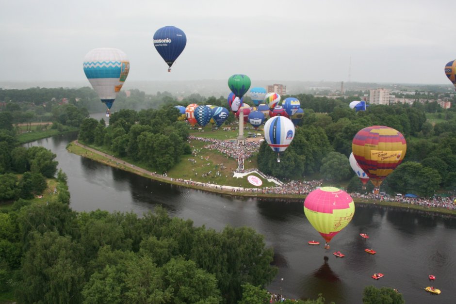 Фестиваль воздушных шаров в великих Луках 2021
