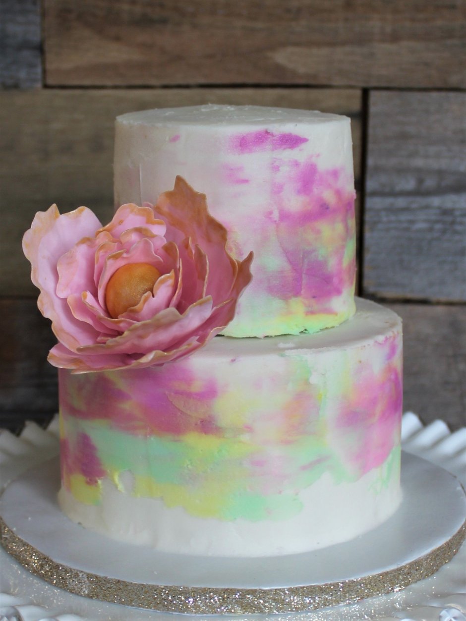 Торт с разноцветными мазками