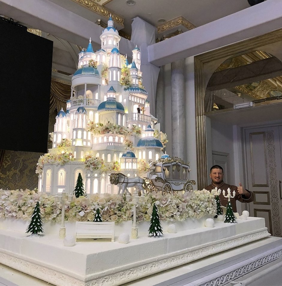 Торт на свадьбу Ксении Бородиной