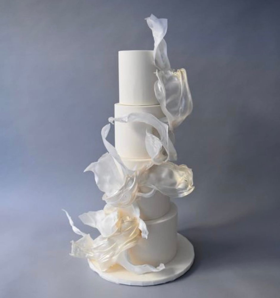 Свадебный торт с рисовой бумагой
