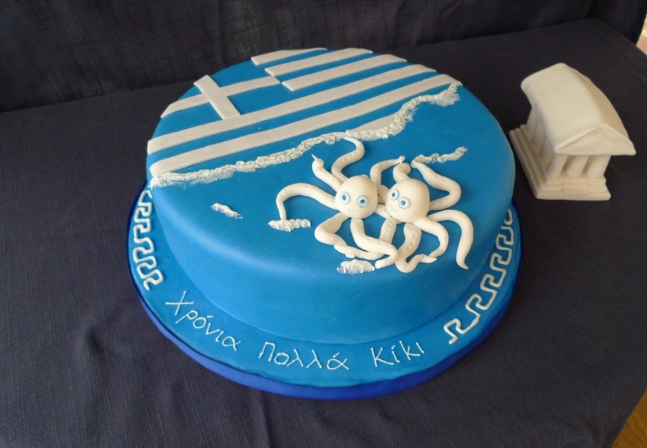 Торт в греческом стиле флаг