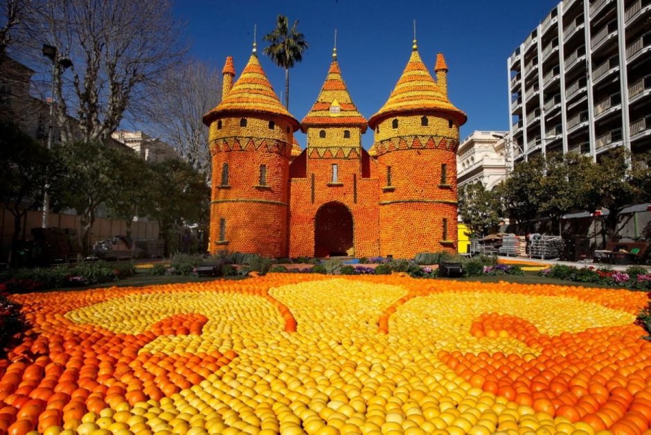 Фестиваль Лимонов в Ментоне Франция