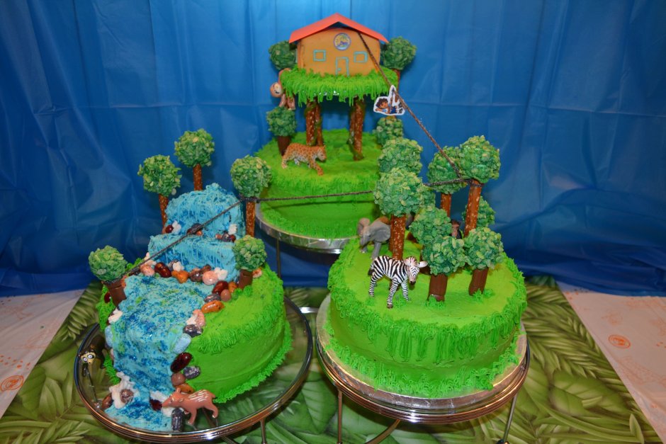 Торт джунгли с шоколадным декором