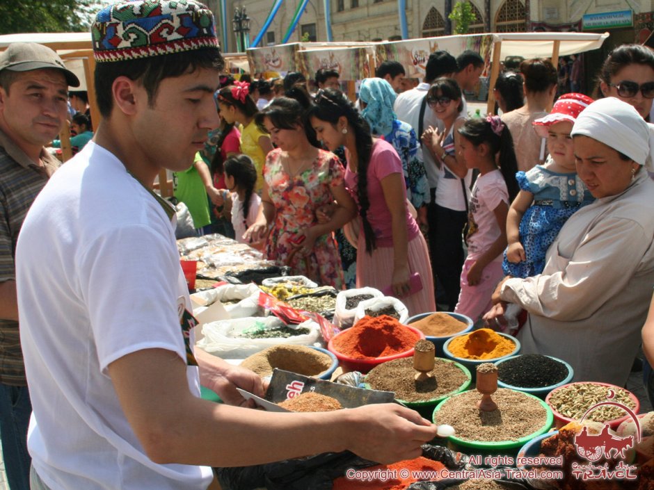 Шелк и специи фестиваль Узбекистан